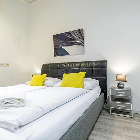 Modern Apartment Suitable For Longstays Виена Екстериор снимка