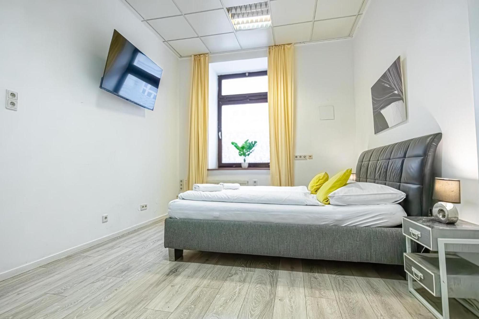 Modern Apartment Suitable For Longstays Виена Екстериор снимка